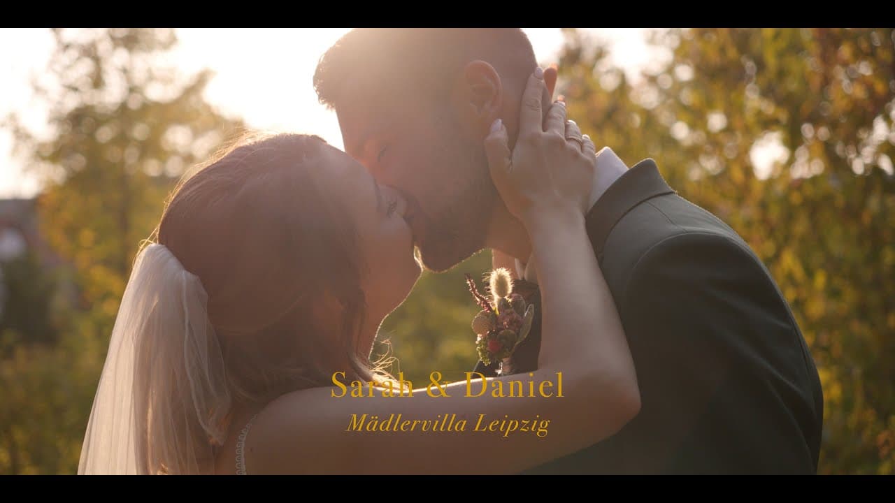 Sarah & Daniel: Romantik in der Mädlervilla
